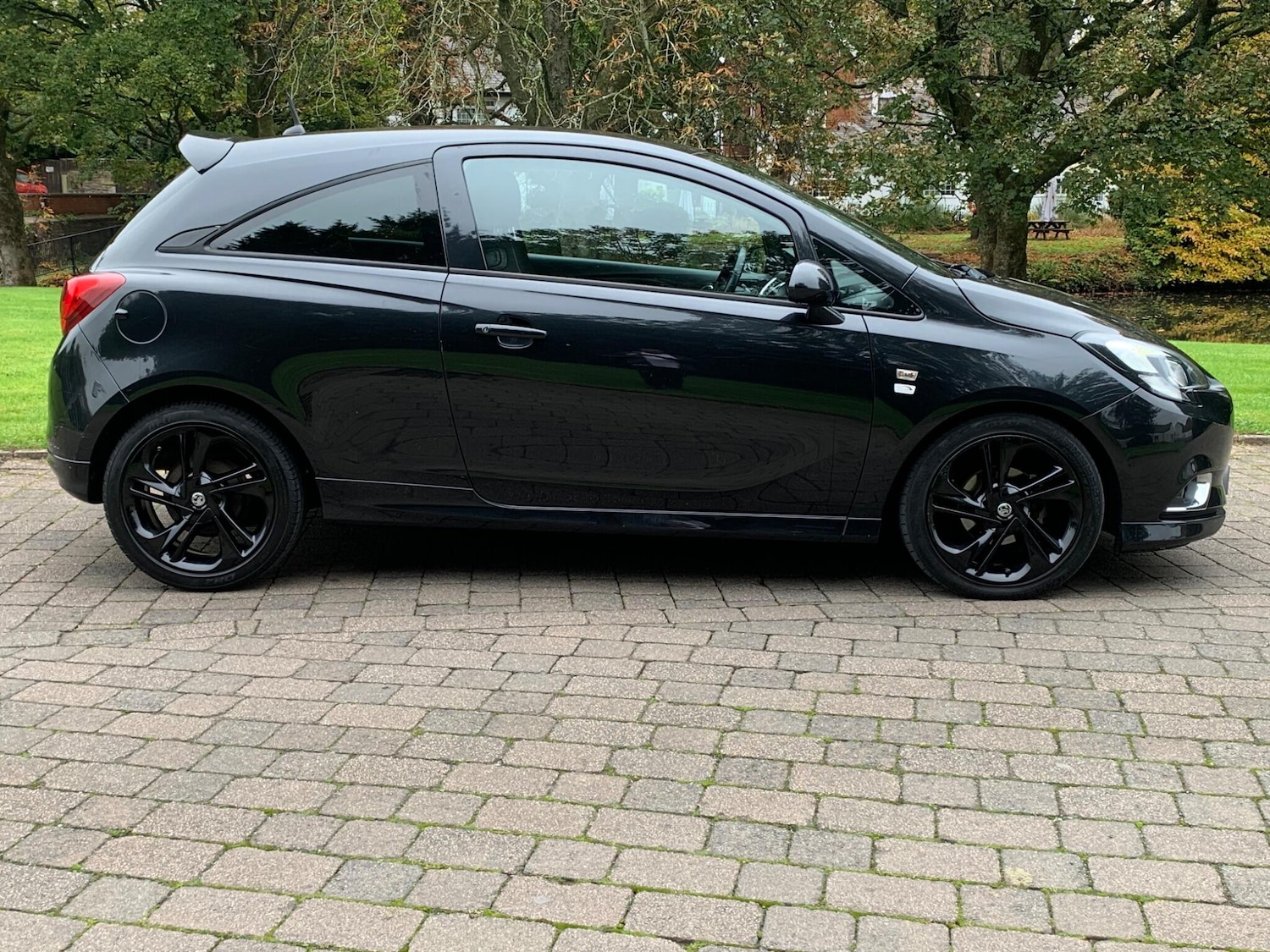 Used Vauxhall Corsa 2016 for sale - 76633599: Photo 8
