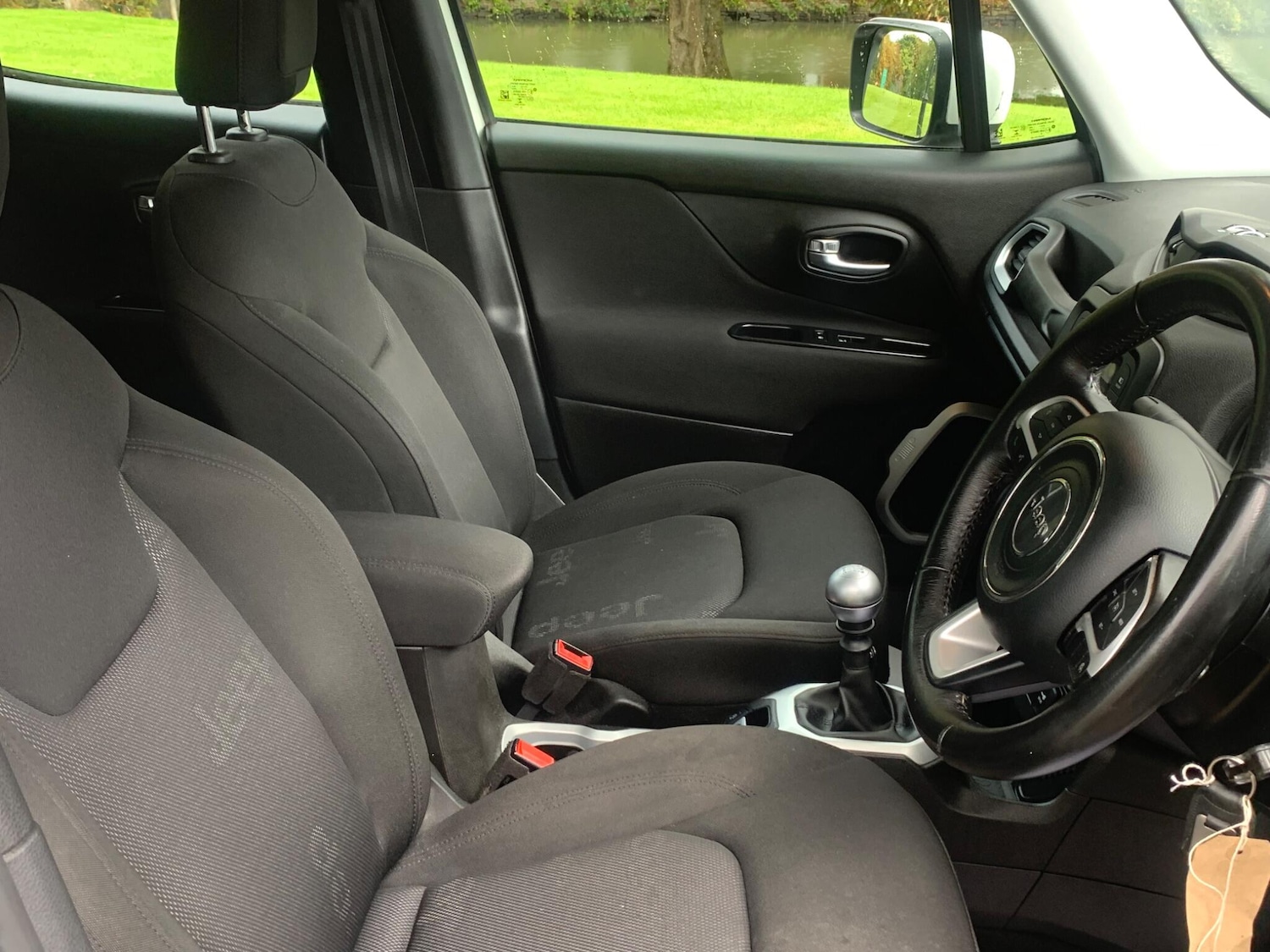 Used Jeep Renegade 2016 for sale - 76632820: Photo 20