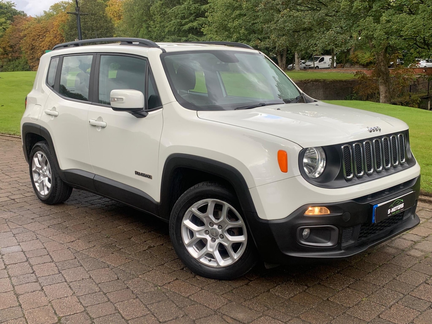 Used Jeep Renegade 2016 for sale - 76632820: Photo 4