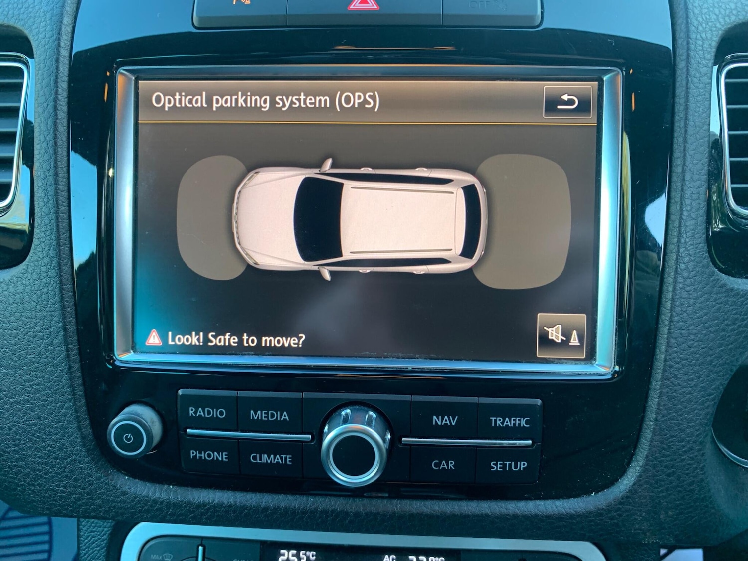 Used Volkswagen Touareg 2012 for sale - 76801584: Photo 27