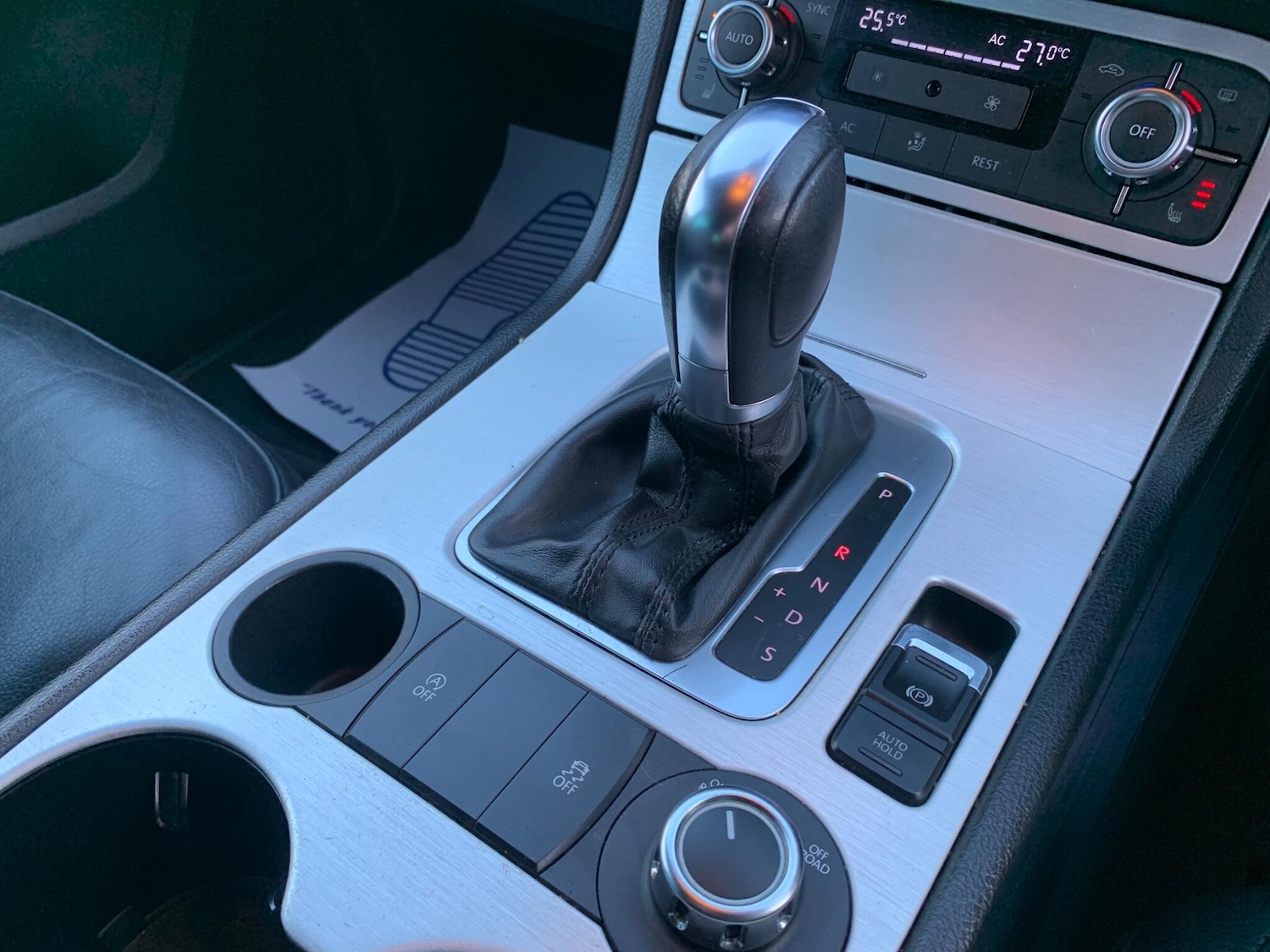 Used Volkswagen Touareg 2012 for sale - 76801584: Photo 32