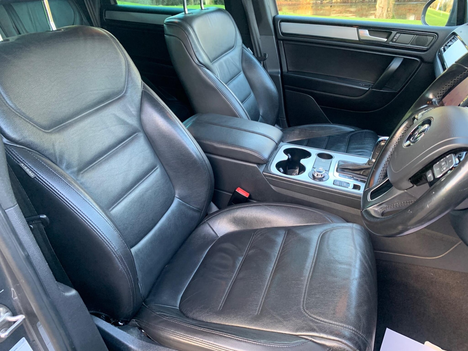 Used Volkswagen Touareg 2012 for sale - 77109072: Photo 29