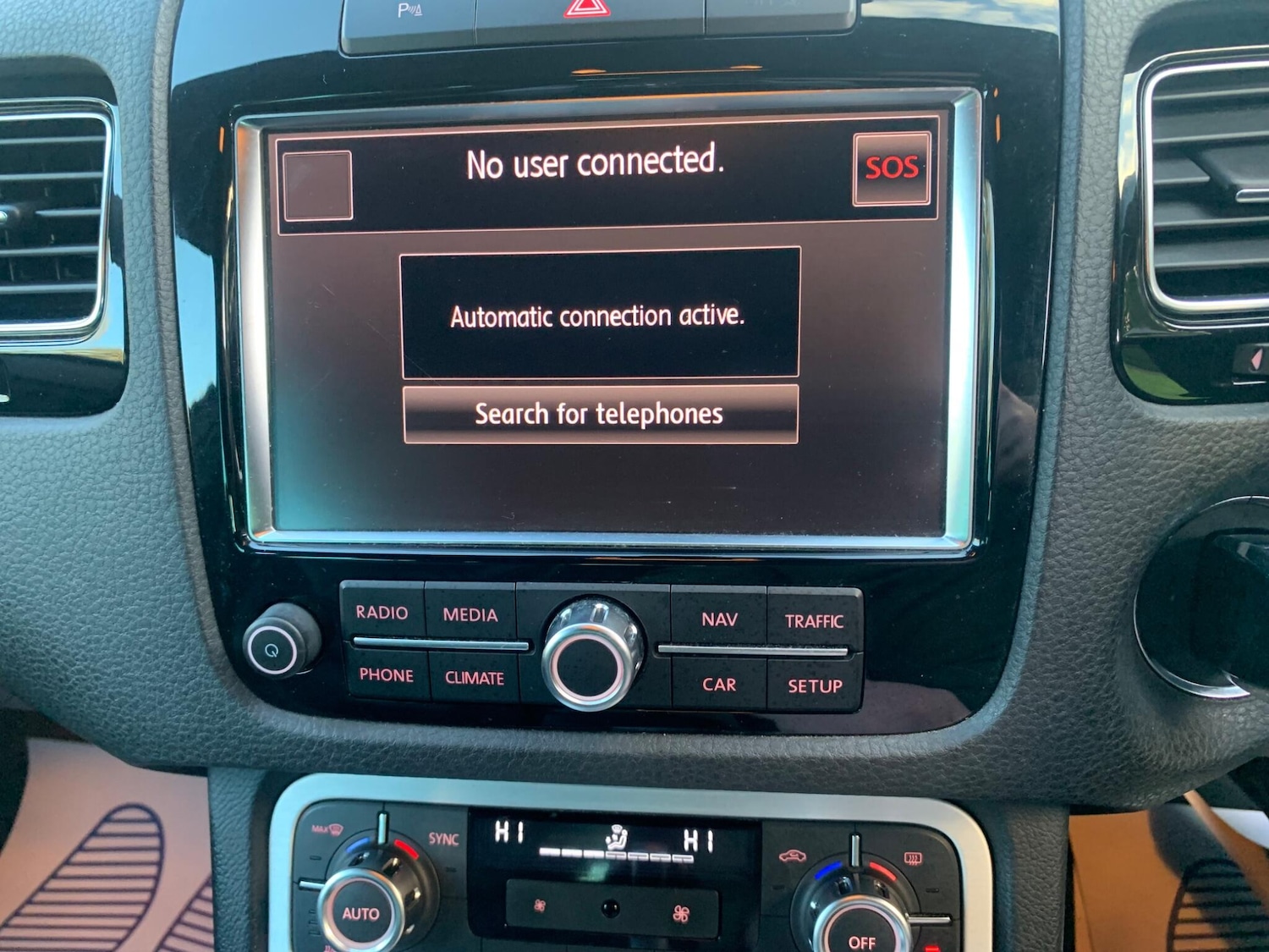 Used Volkswagen Touareg 2012 for sale - 77109072: Photo 32