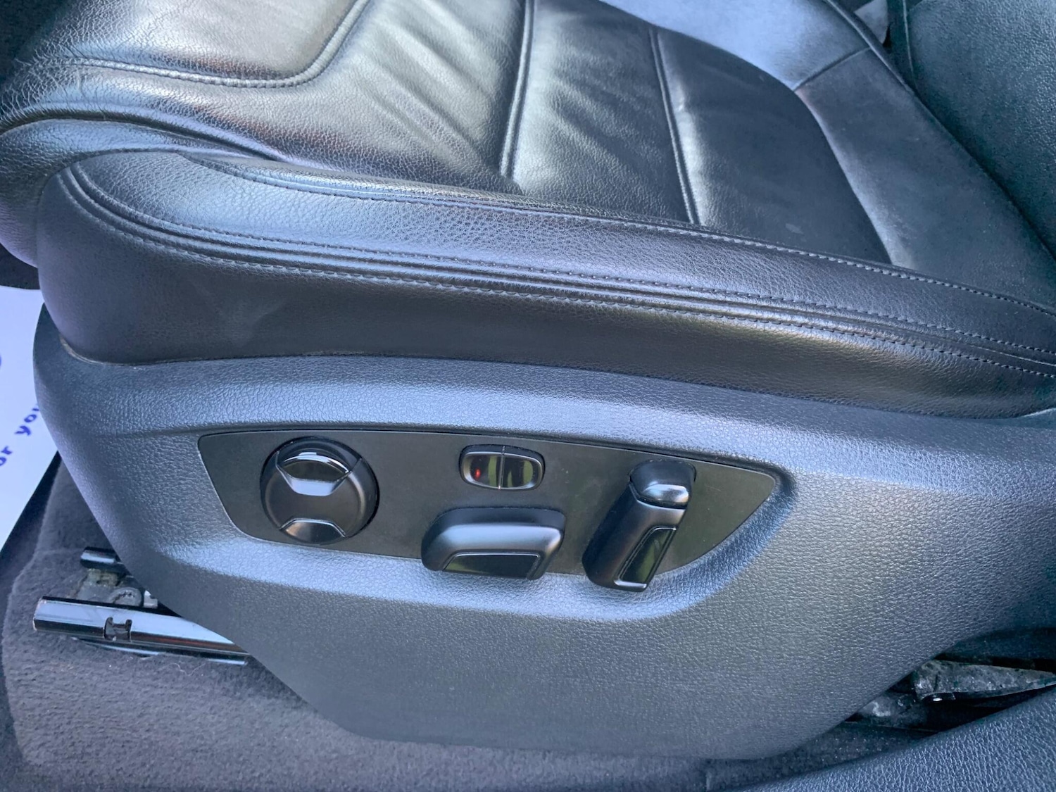 Used Volkswagen Touareg 2012 for sale - 77109072: Photo 39