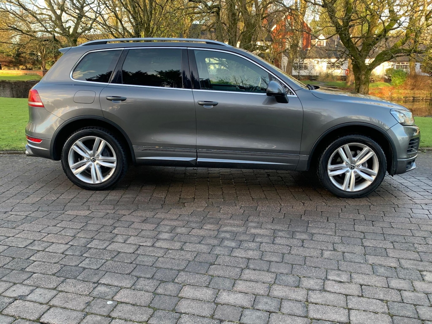 Used Volkswagen Touareg 2012 for sale - 77109072: Photo 8