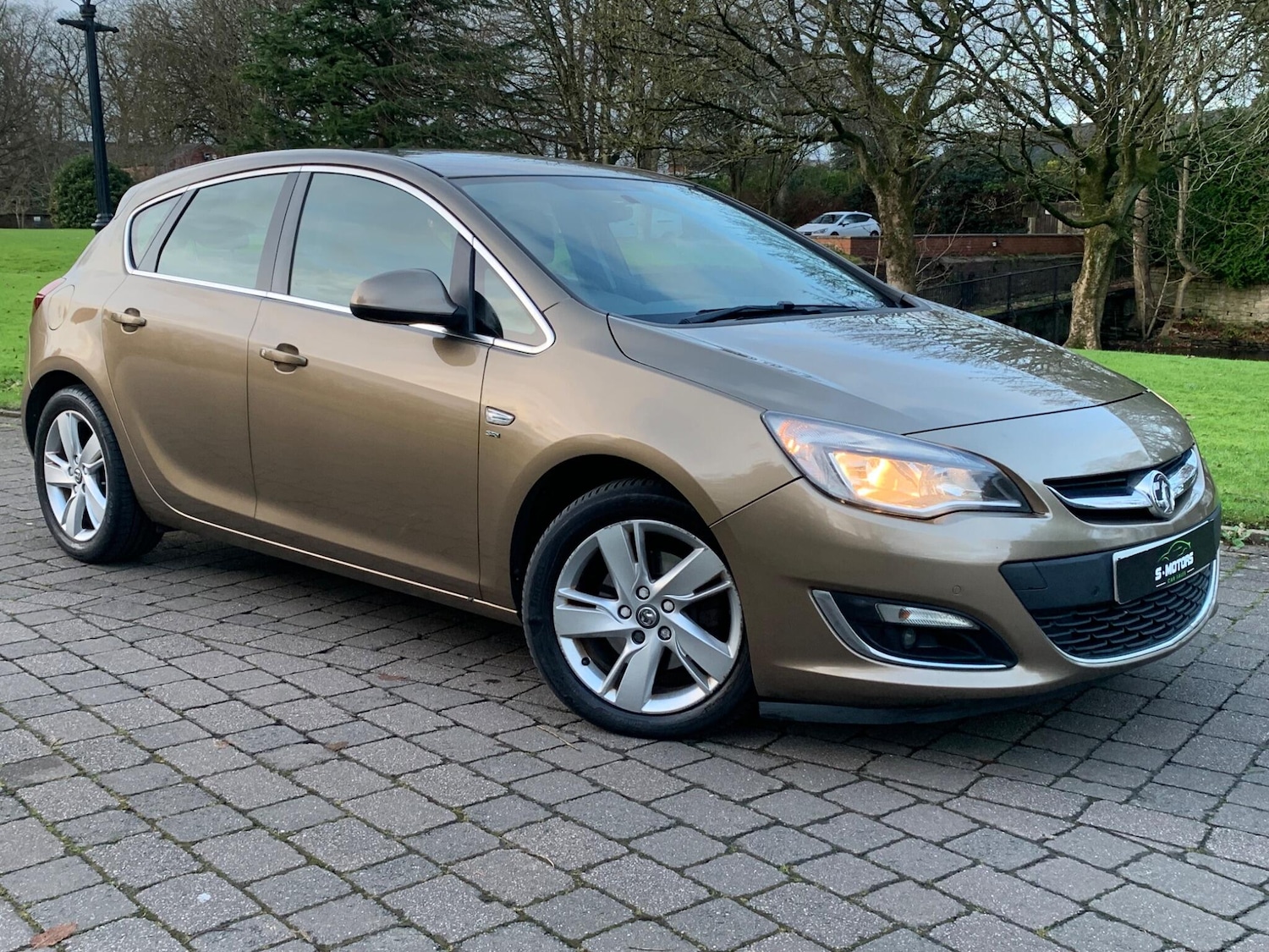 Used Vauxhall Astra 2012 for sale - 76899203: Photo 4