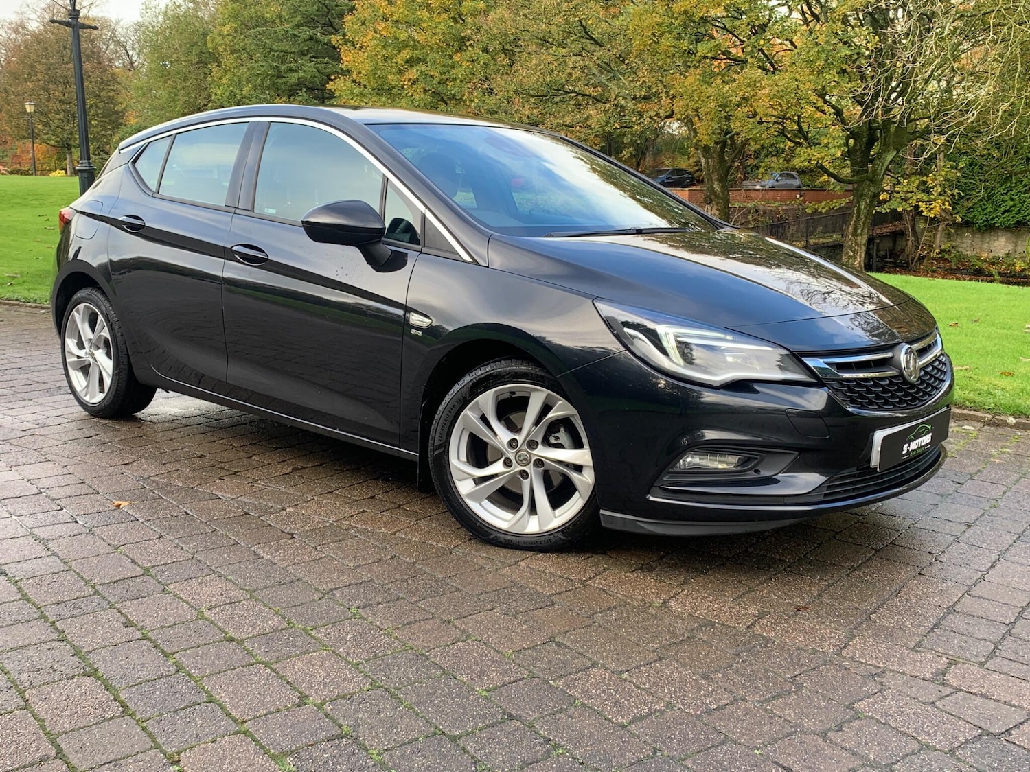 Used Vauxhall Astra 2016 for sale - 76632849: Photo 3