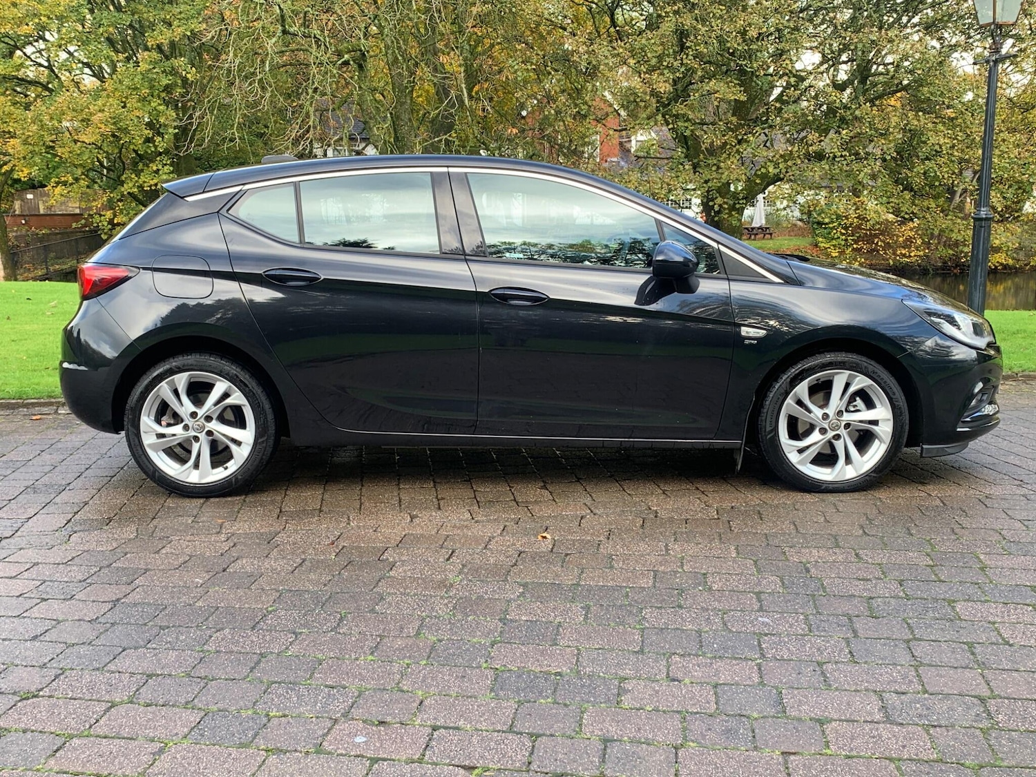 Used Vauxhall Astra 2016 for sale - 76632849: Photo 8