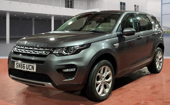 Used Land Rover Discovery Sport 2016 for sale - 76865489: Photo 4