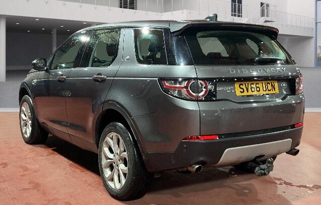 Used Land Rover Discovery Sport 2016 for sale - 76865489: Photo 6