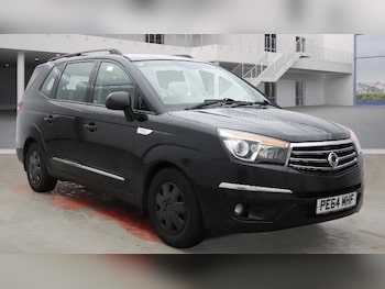 Used Ssangyong Turismo 2014 for sale - 76752516: Photo