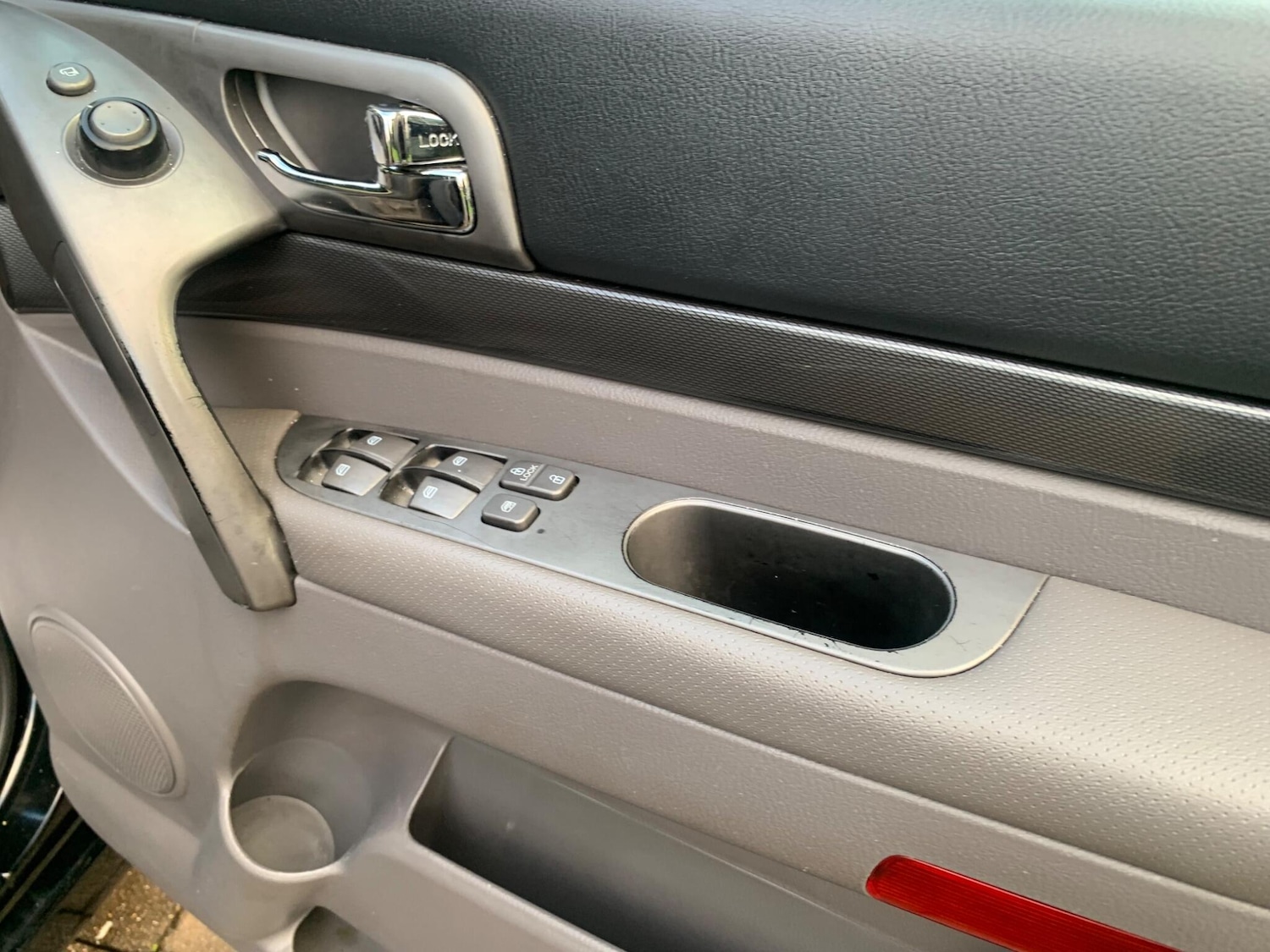 Used Ssangyong Turismo 2014 for sale - 76752516: Photo 28