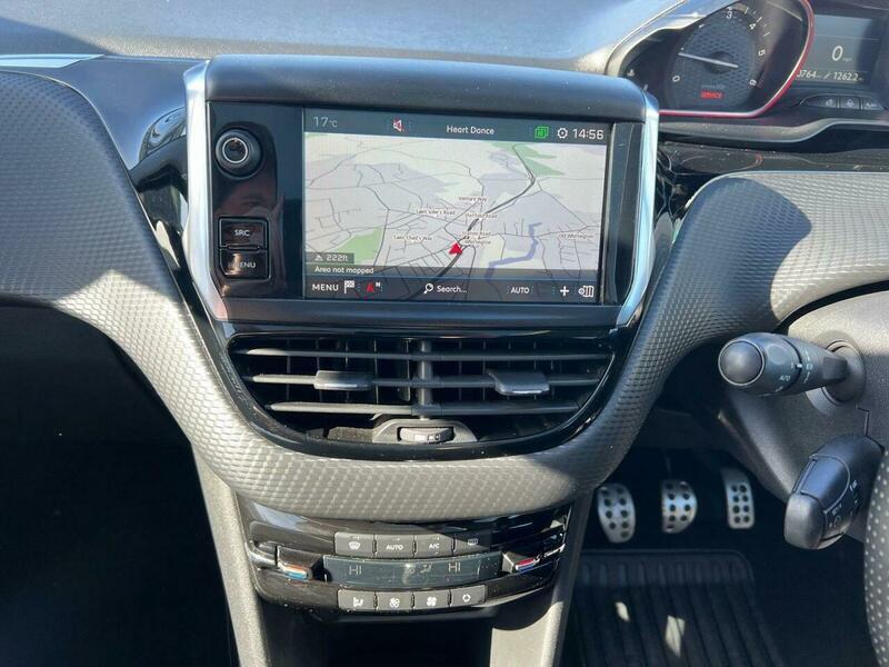 Used Peugeot 2008 2017 for sale - 77564725: Photo 22