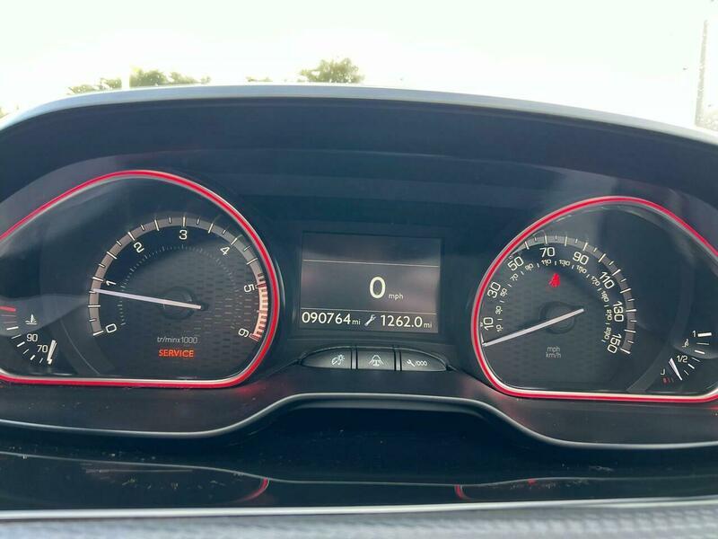 Used Peugeot 2008 2017 for sale - 77564725: Photo 25