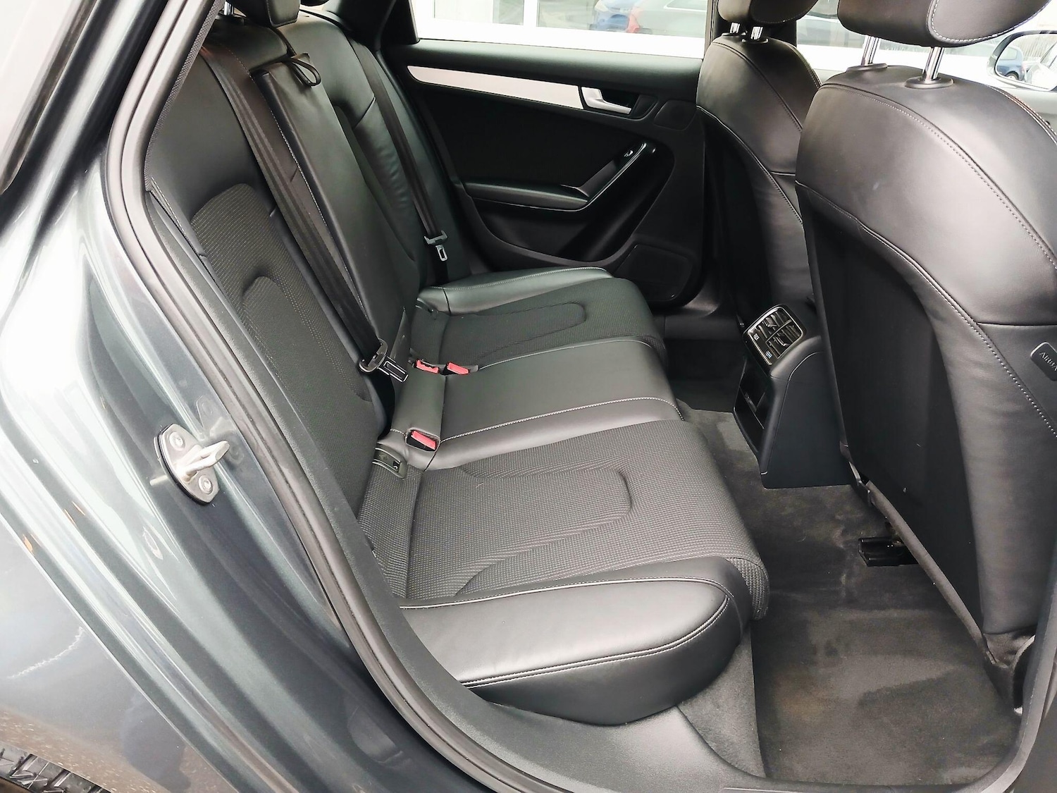 Used Audi A4 2013 for sale - 78047370: Photo 15