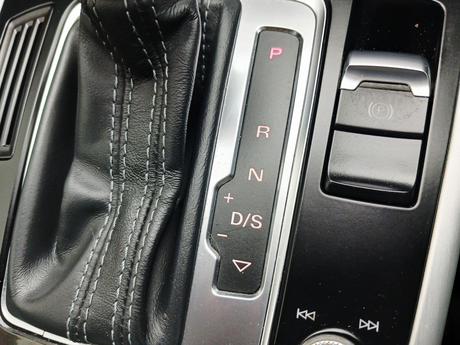 Used Audi A4 2013 for sale - 78047370: Photo 19