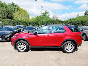 Used Land Rover Discovery Sport 2017 for sale - 78404077: Photo