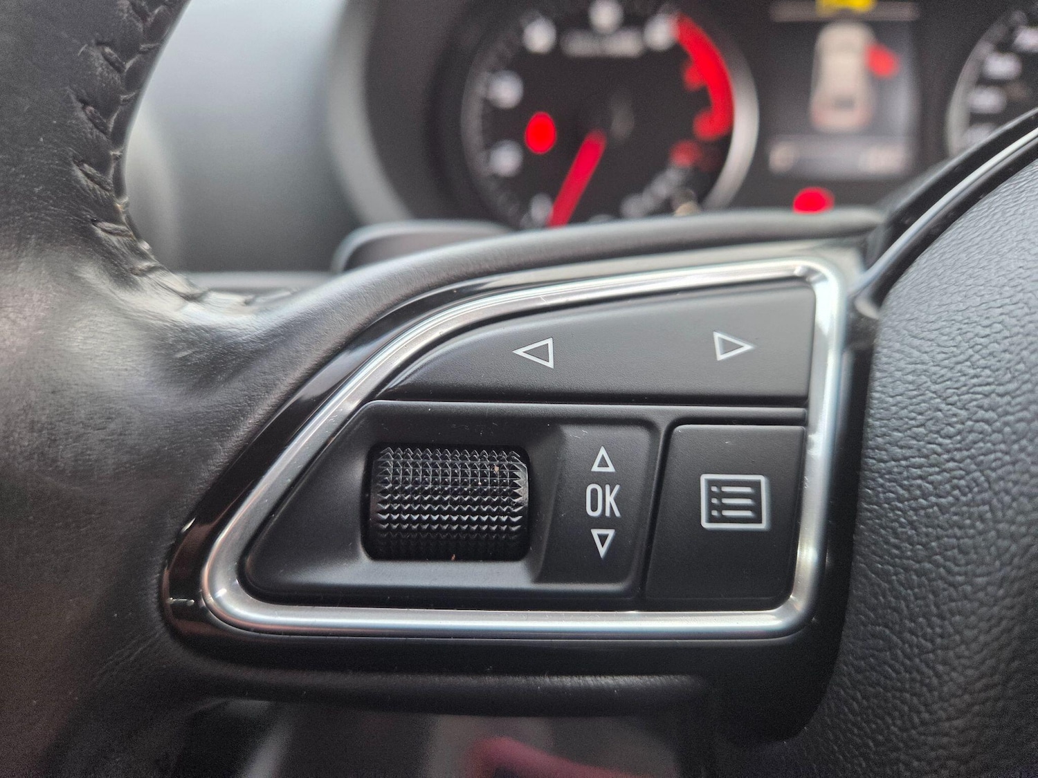 Used Audi A3 2014 for sale - 77351877: Photo 9