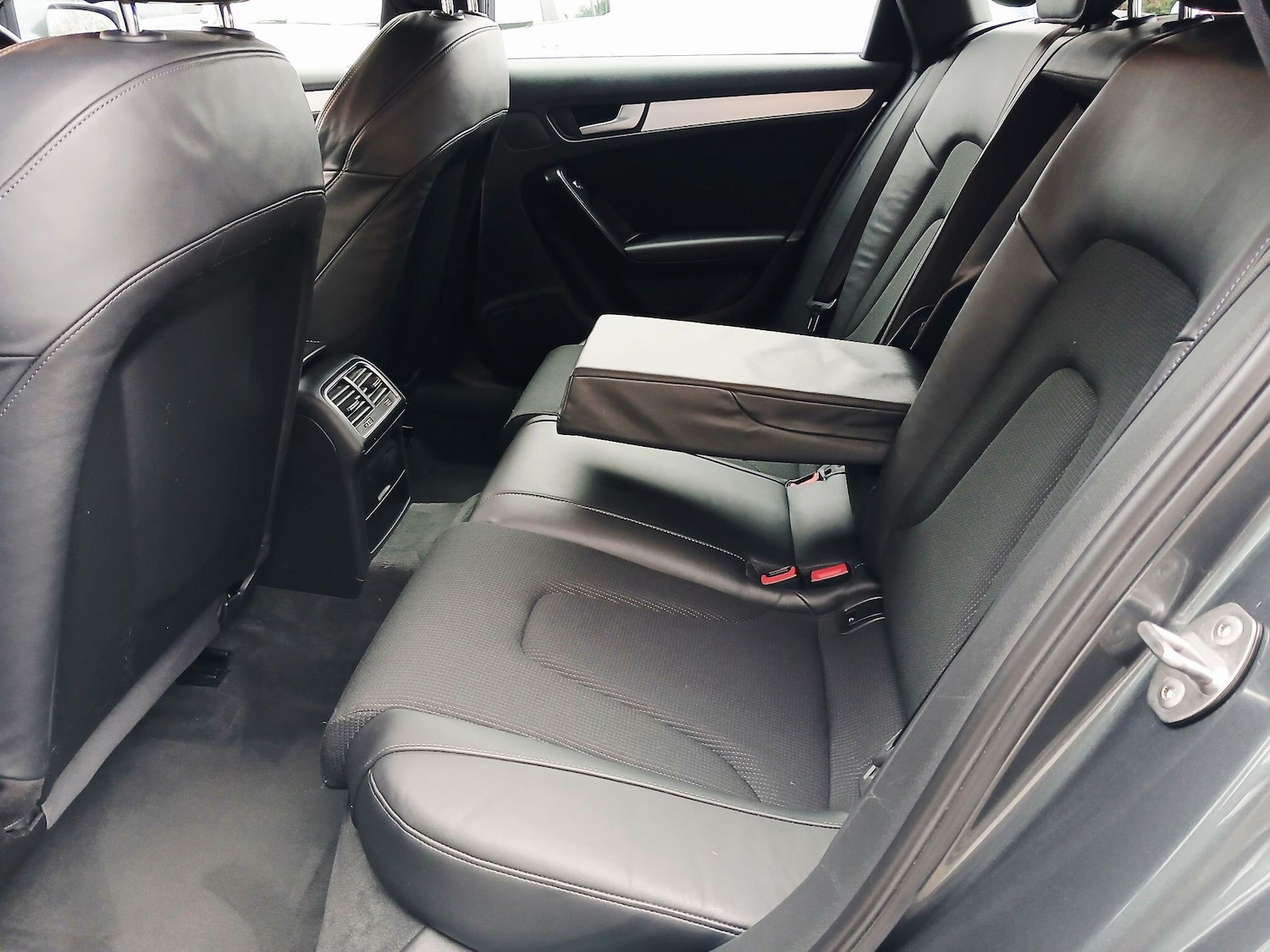 Used Audi A4 2013 for sale - 78219988: Photo 14