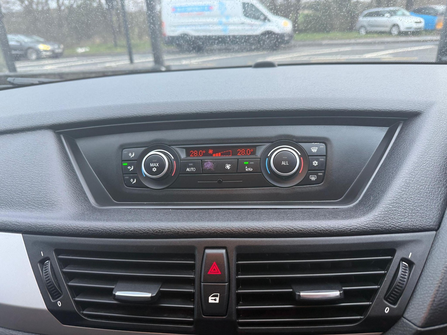 Used BMW X1 2010 for sale - 77351871: Photo 10