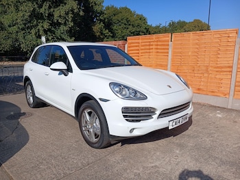 Used Porsche Cayenne 2014 for sale - 79509615: Photo