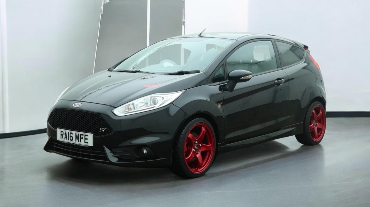 Used Ford Fiesta 2016 for sale - 77982042: Photo 2