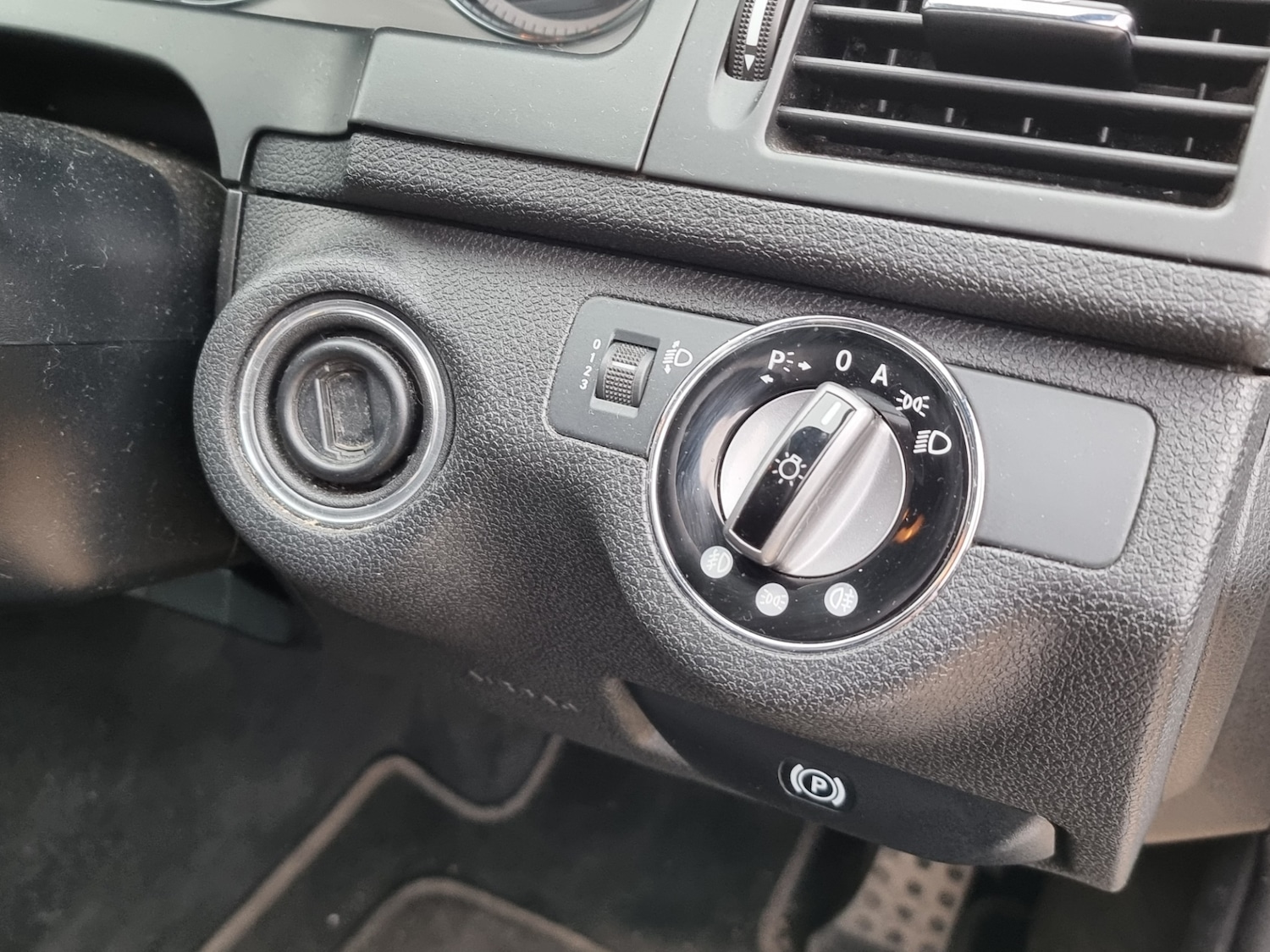 Used Mercedes-Benz C Class 2008 for sale - 78071704: Photo 33