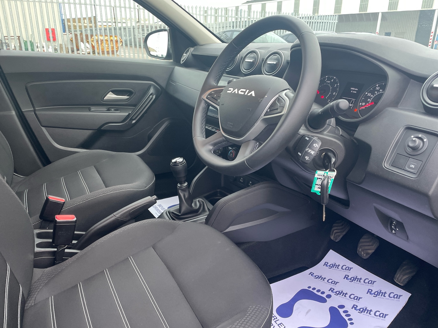 Used Dacia Duster 2024 for sale - 76966833: Photo 6