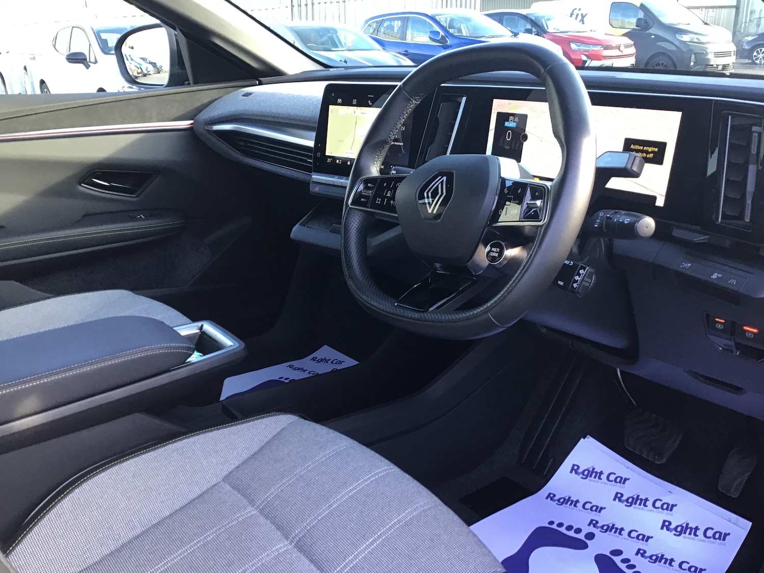 Used Renault Megane 2023 for sale - 77726210: Photo 6