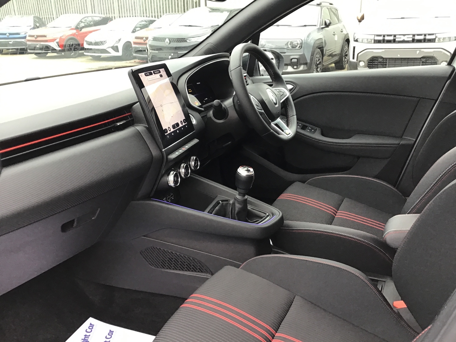 Used Renault Clio 2023 for sale - 77995175: Photo 2