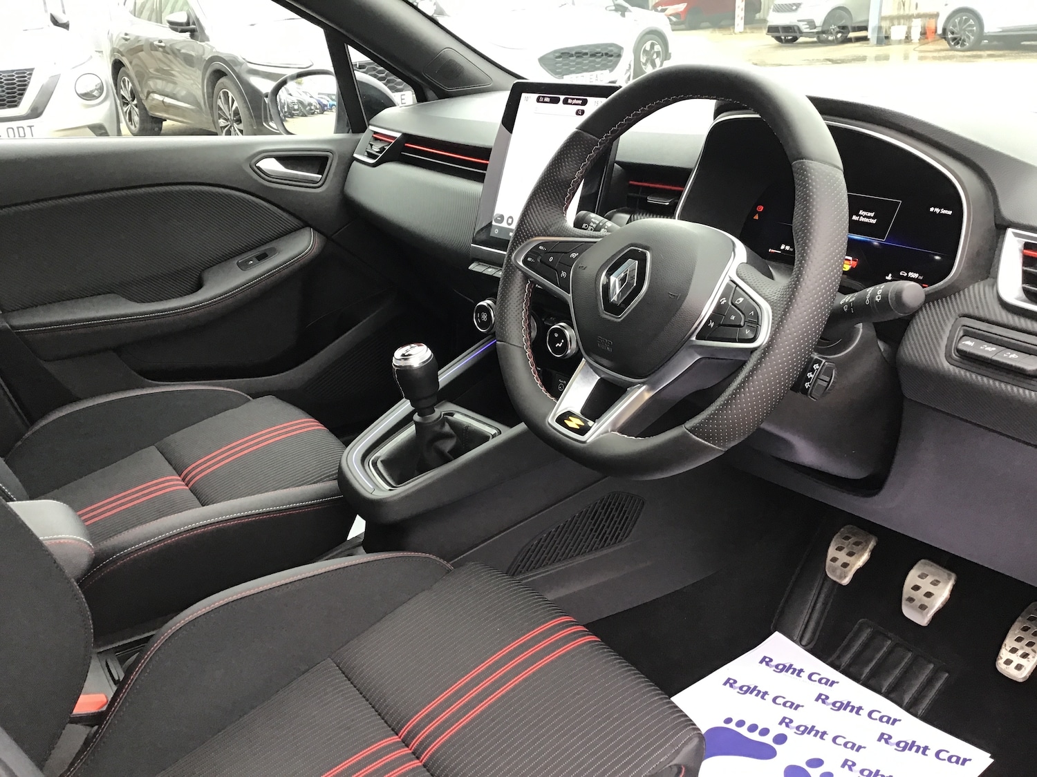 Used Renault Clio 2023 for sale - 77995175: Photo 6