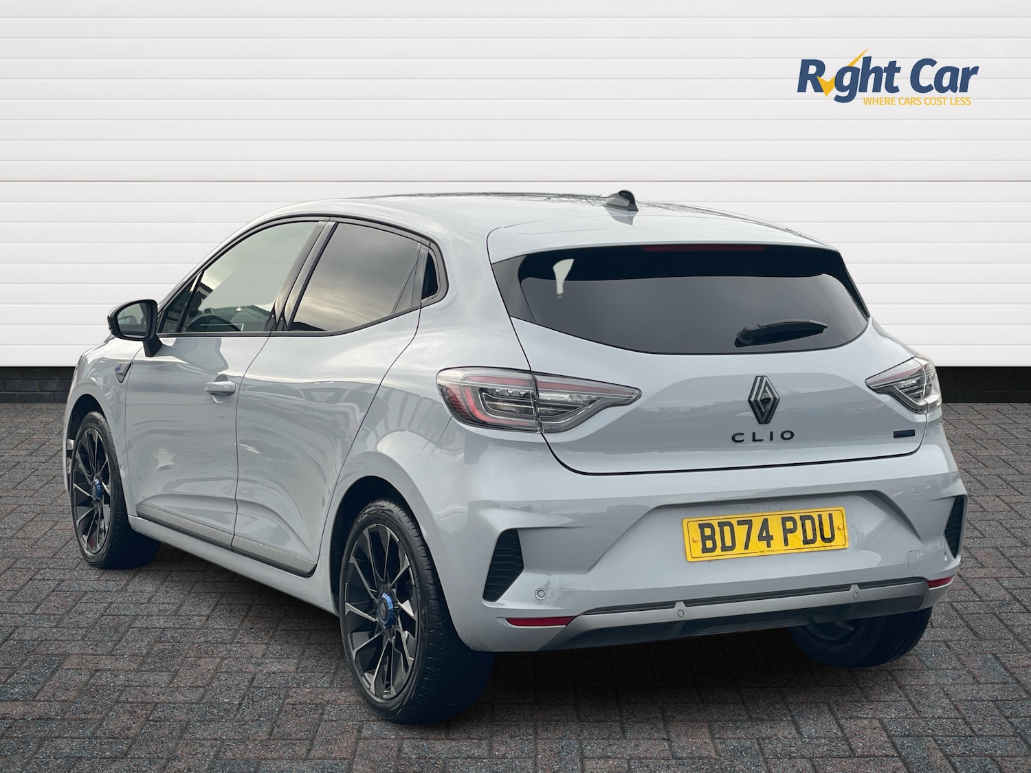 Used Renault Clio 2024 for sale - 76966826: Photo 3