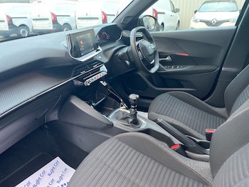 Used Peugeot 2008 2023 for sale - 77232297: Photo