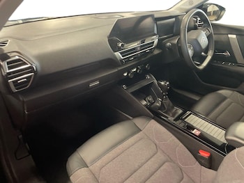 Used Citroen C4 2023 for sale - 79555553: Photo