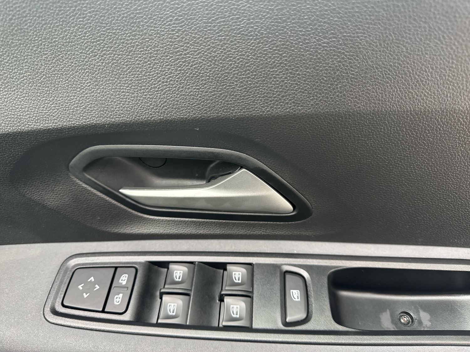 Used Dacia Sandero Stepway 2024 for sale - 76351144: Photo 19
