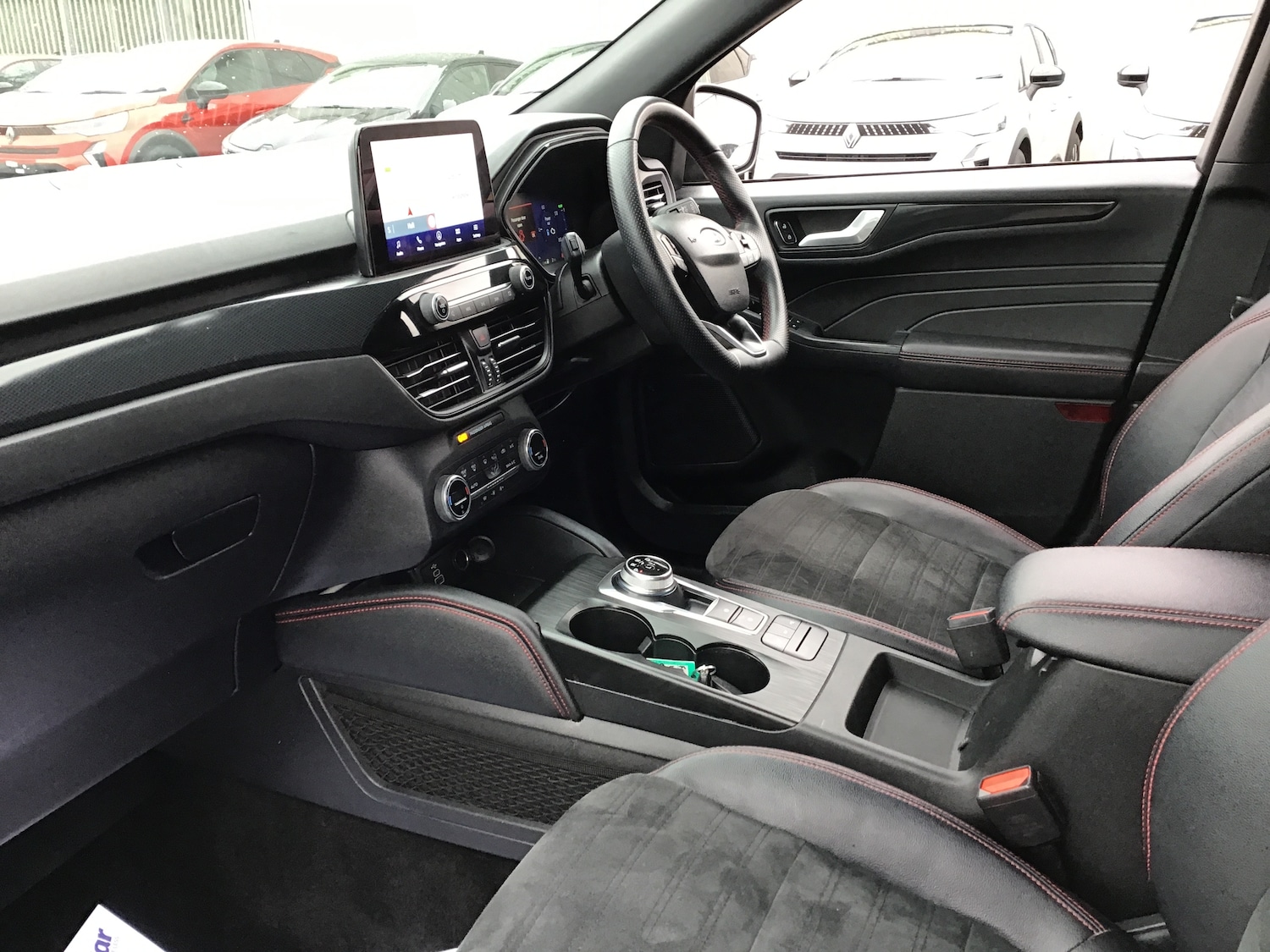 Used Ford Kuga 2022 for sale - 77627644: Photo 2