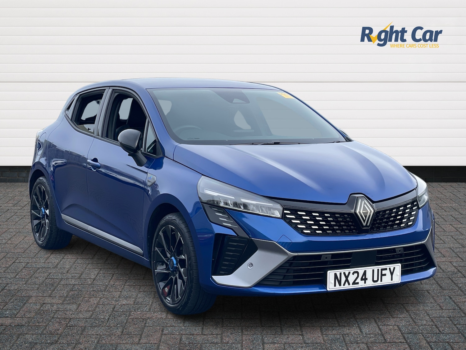 Used Renault Clio 2024 for sale - 76434493: Photo 1