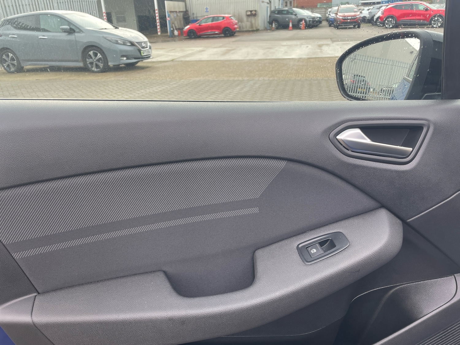 Used Renault Clio 2024 for sale - 76434493: Photo 11