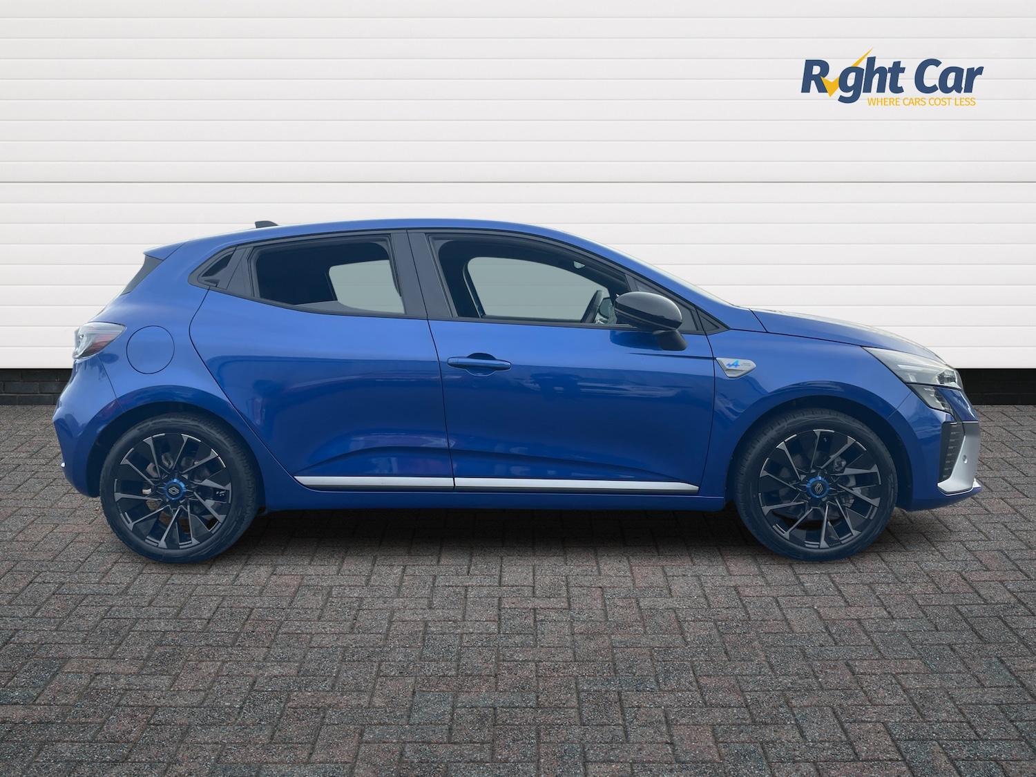 Used Renault Clio 2024 for sale - 76434493: Photo 4