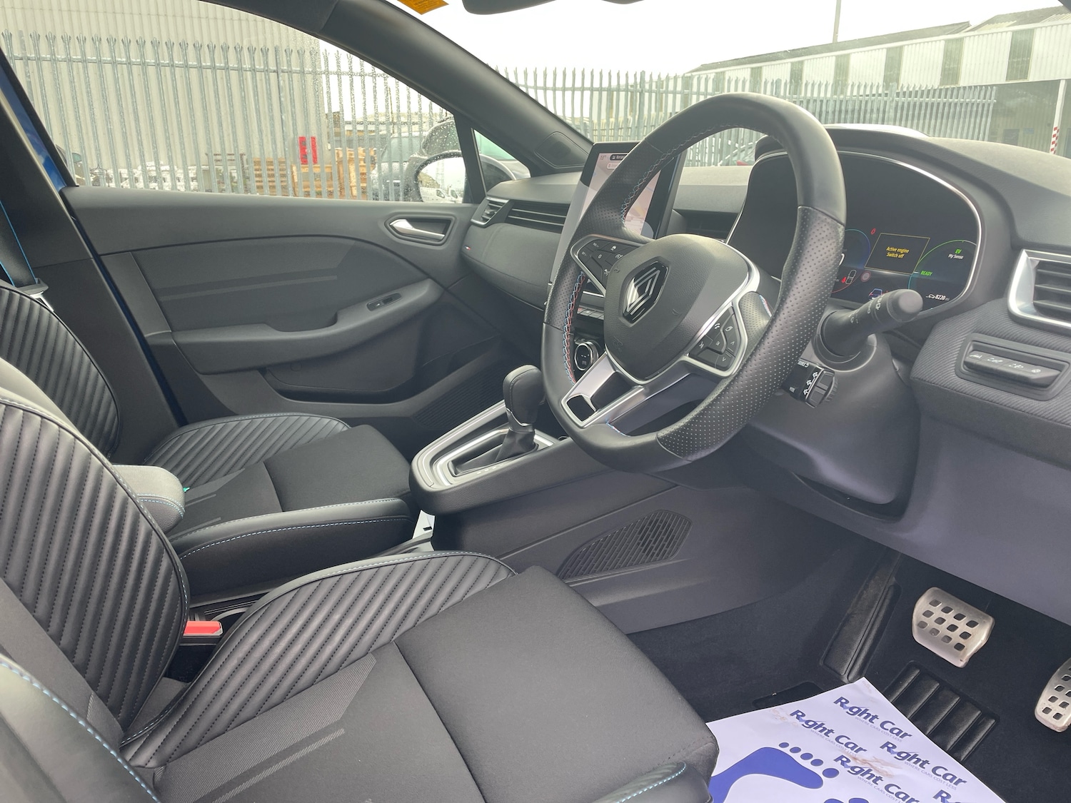 Used Renault Clio 2024 for sale - 76434493: Photo 6