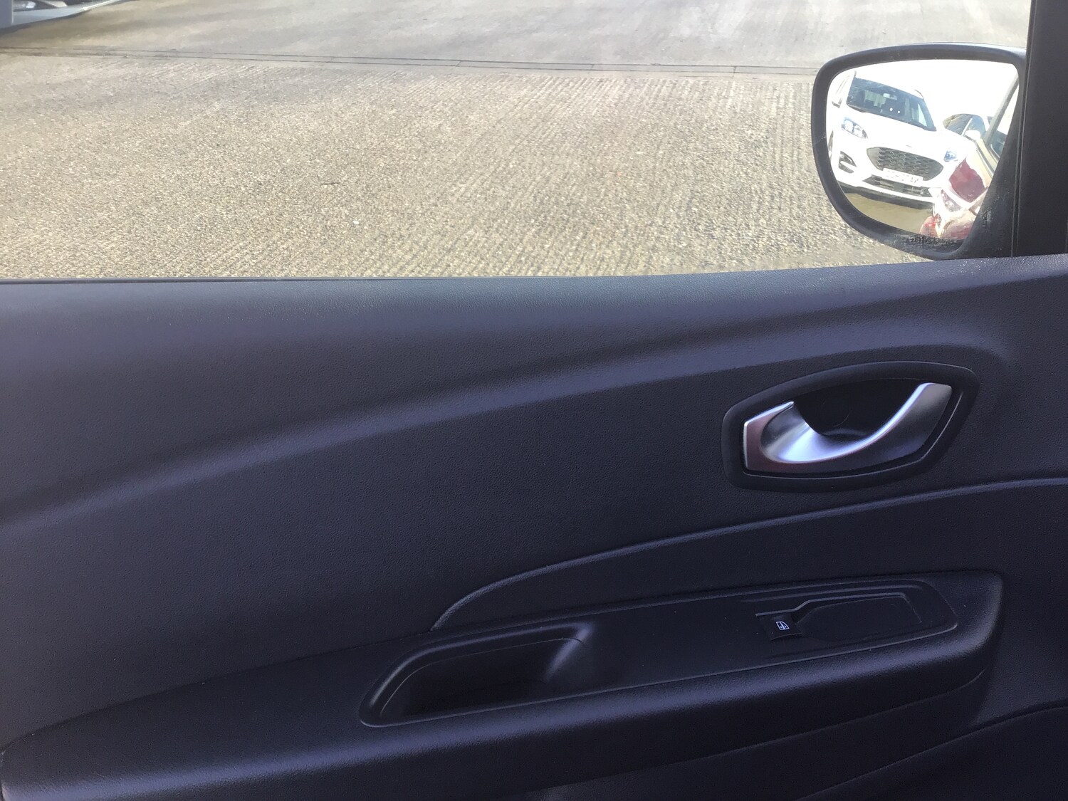 Used Renault Captur 2019 for sale - 77673938: Photo 11