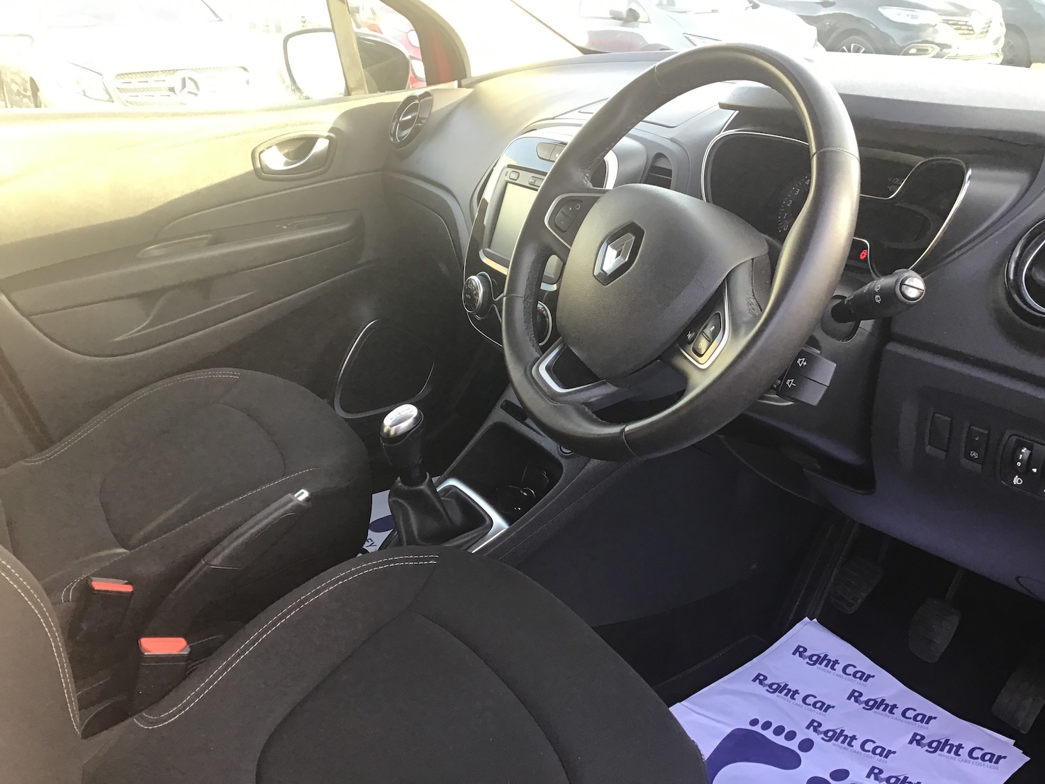 Used Renault Captur 2019 for sale - 77673938: Photo 6