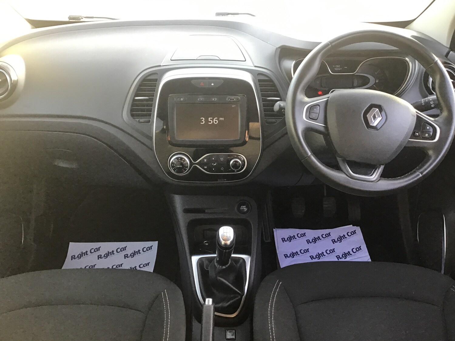 Used Renault Captur 2019 for sale - 77673938: Photo 8