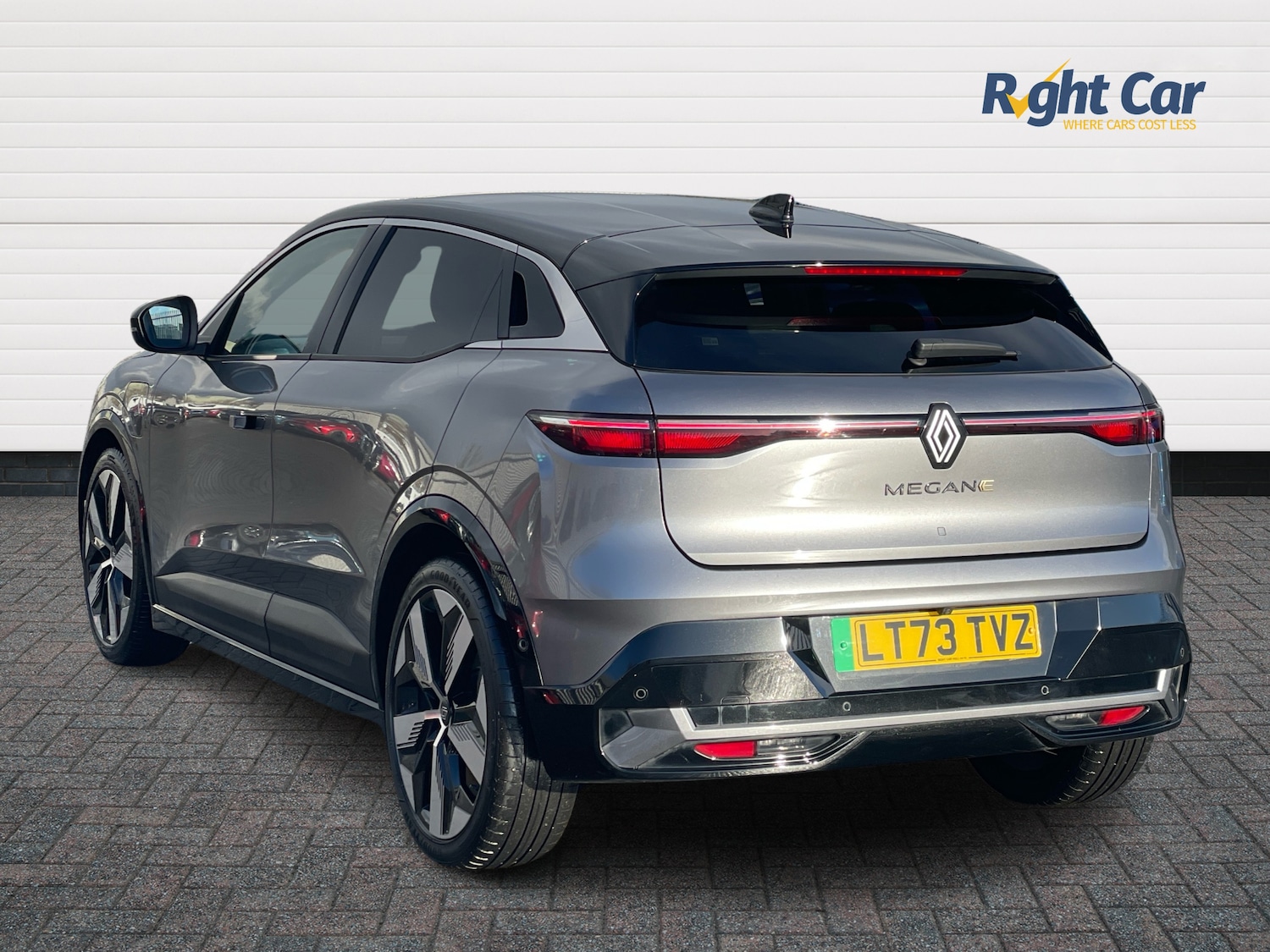 Used Renault Megane E Tech 2023 for sale - 76704528: Photo 3