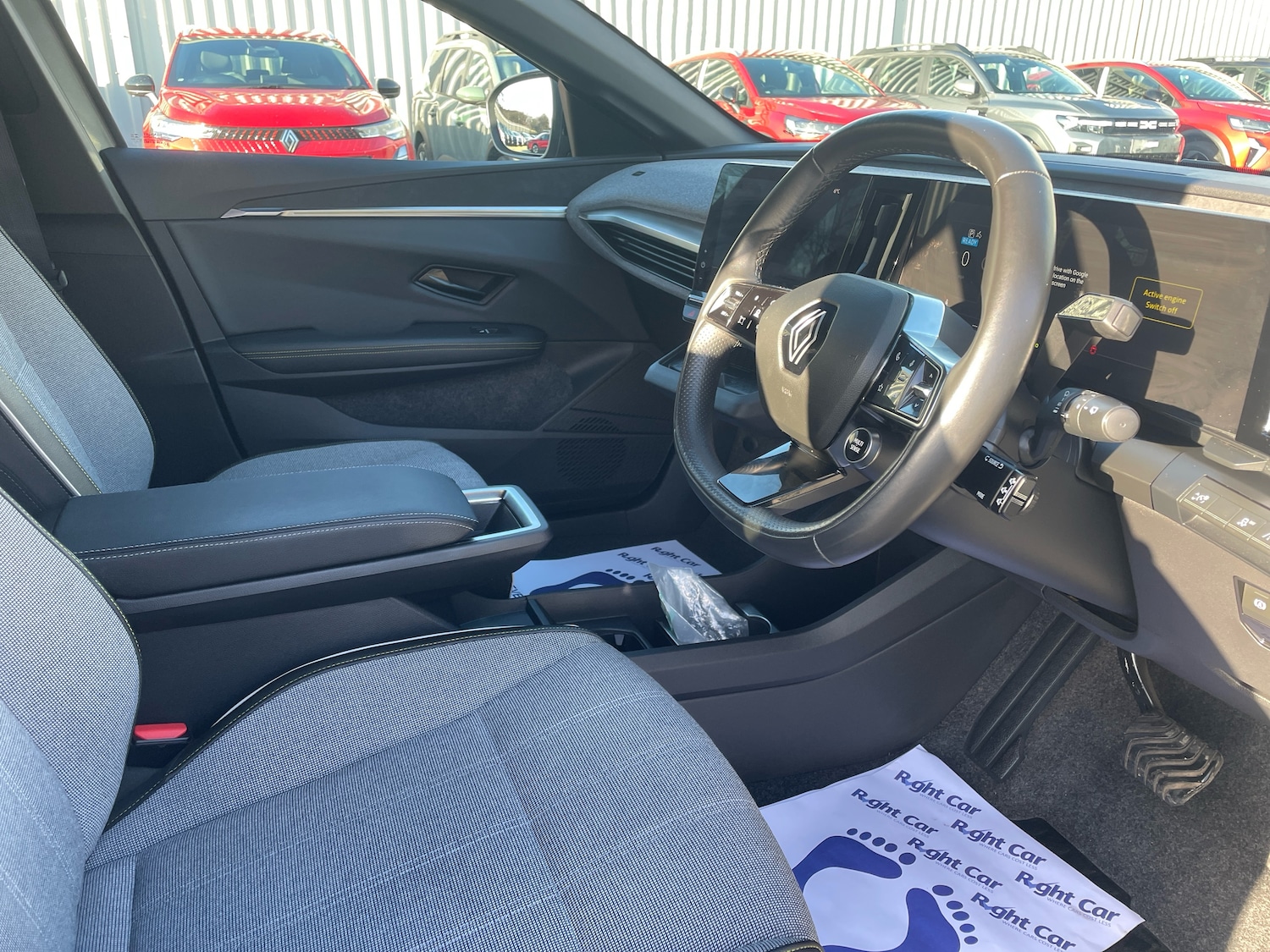 Used Renault Megane E Tech 2023 for sale - 76704528: Photo 6