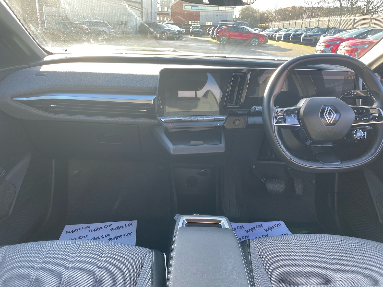 Used Renault Megane E Tech 2023 for sale - 76704528: Photo 8