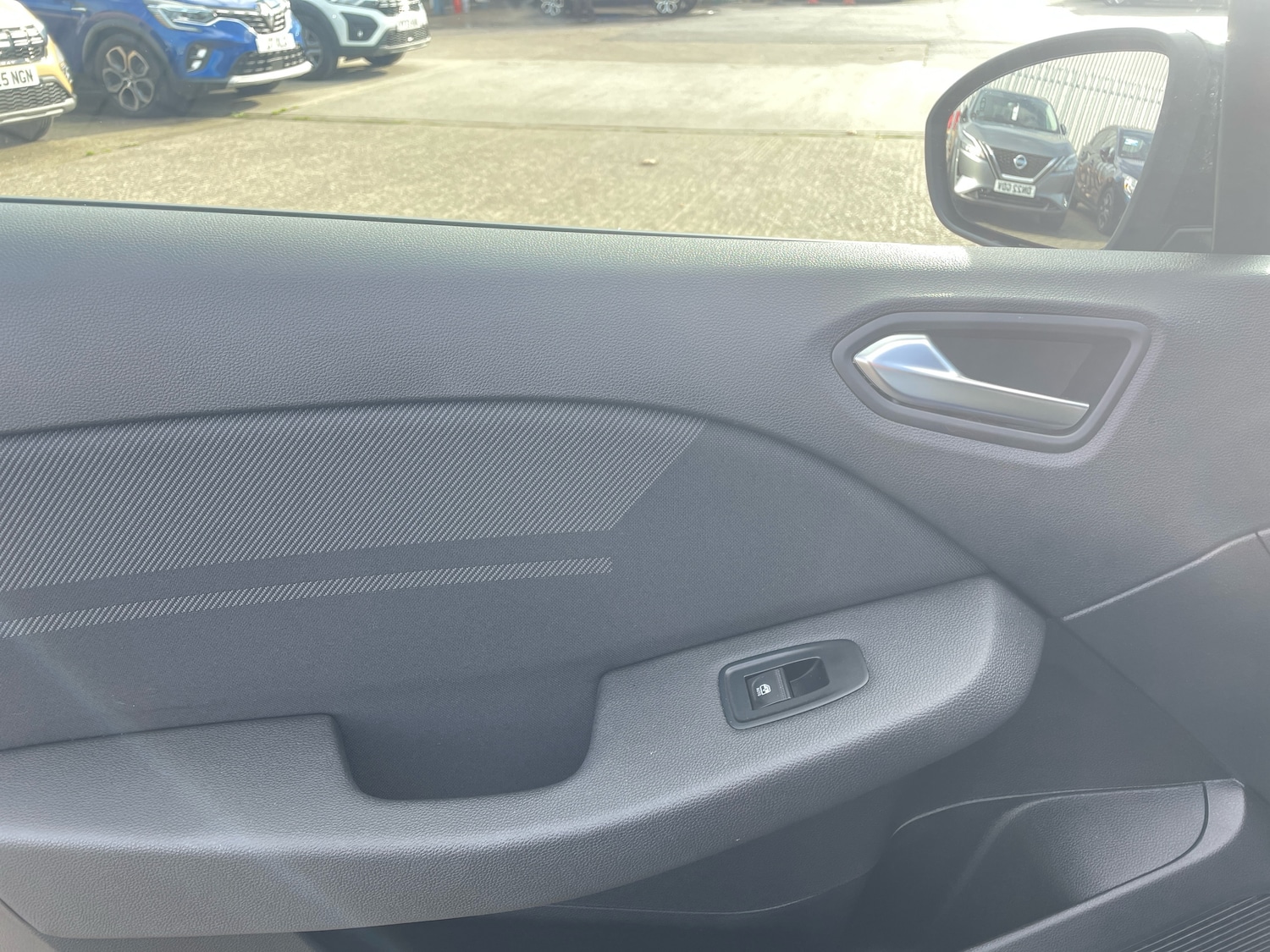 Used Renault Clio 2024 for sale - 76339068: Photo 11