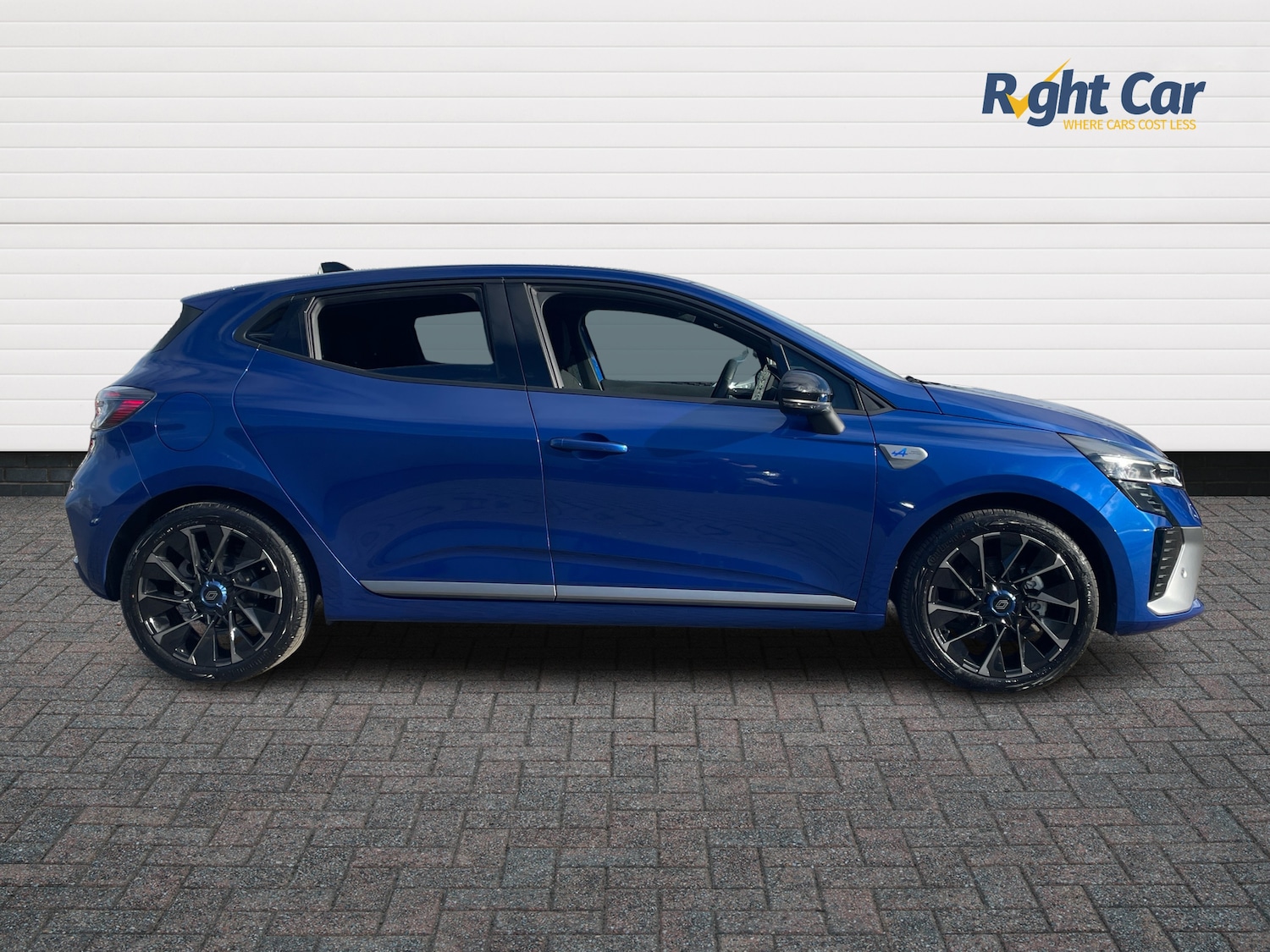 Used Renault Clio 2024 for sale - 76339068: Photo 4