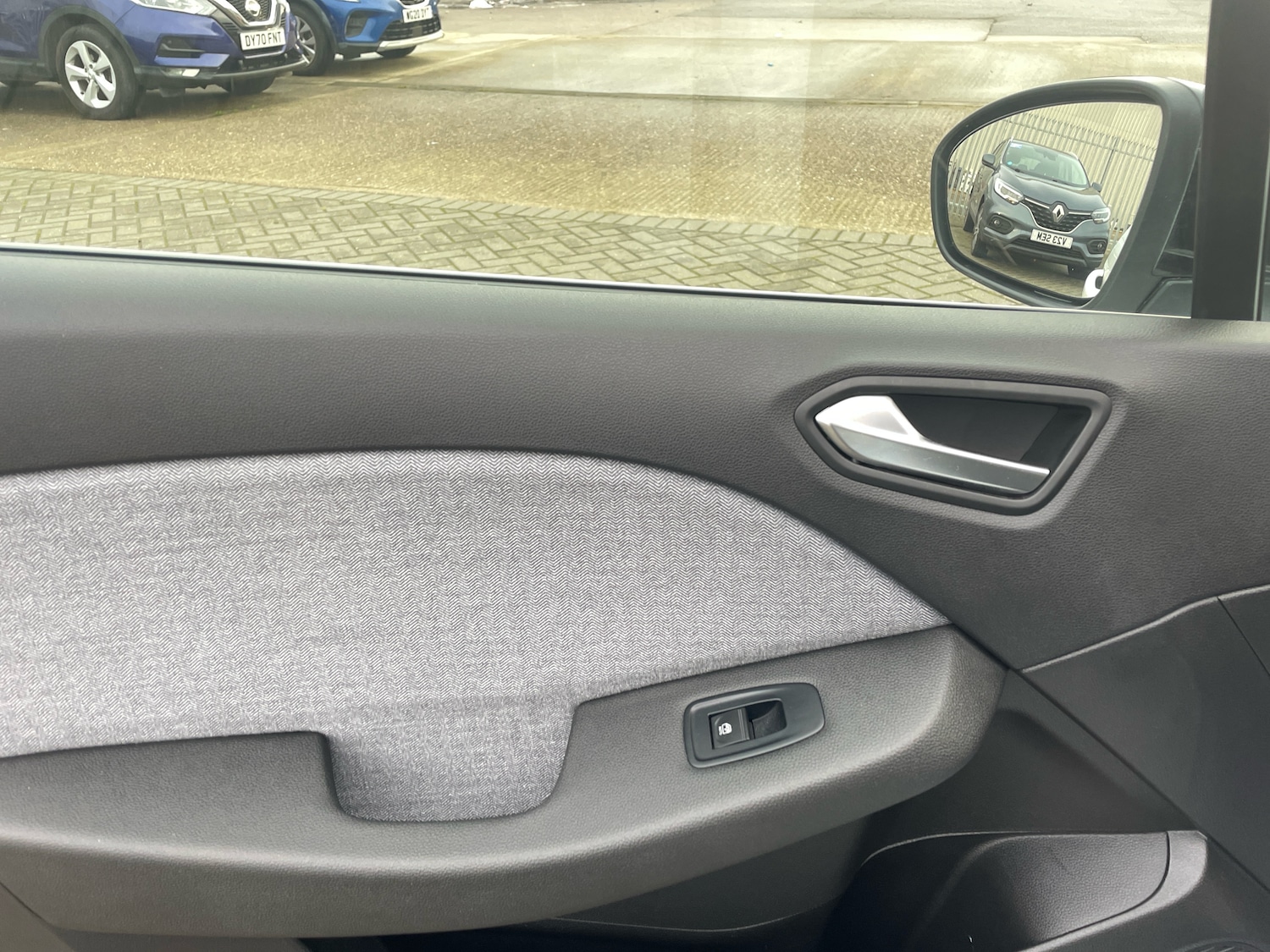 Used Renault Clio 2024 for sale - 76731661: Photo 11