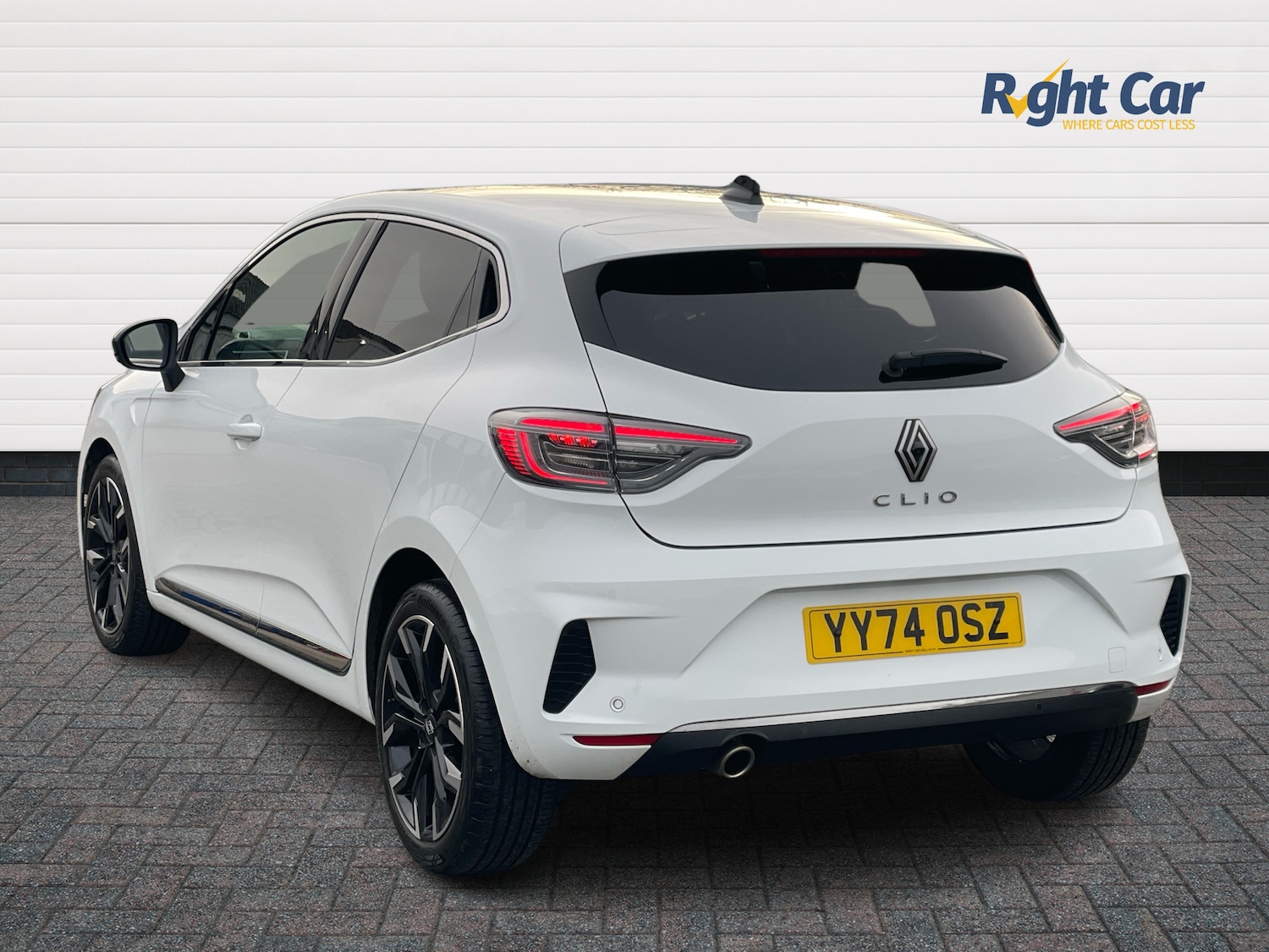 Used Renault Clio 2024 for sale - 76731661: Photo 3
